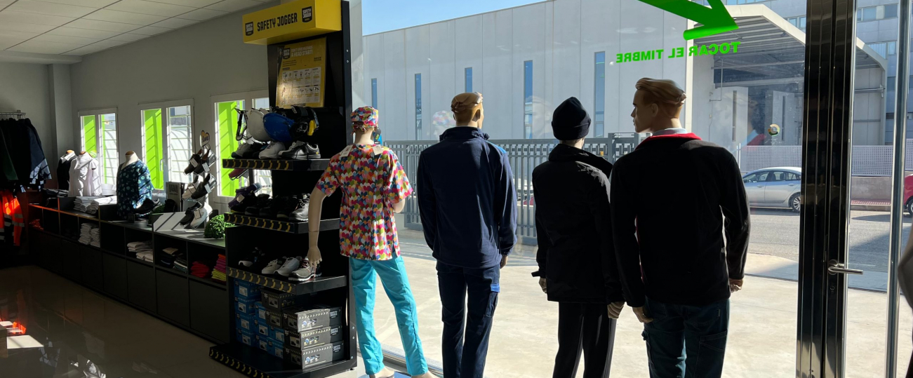 9826C39E-2CF6-4A02-AFF8-0ACEEE8198DB-L0-001